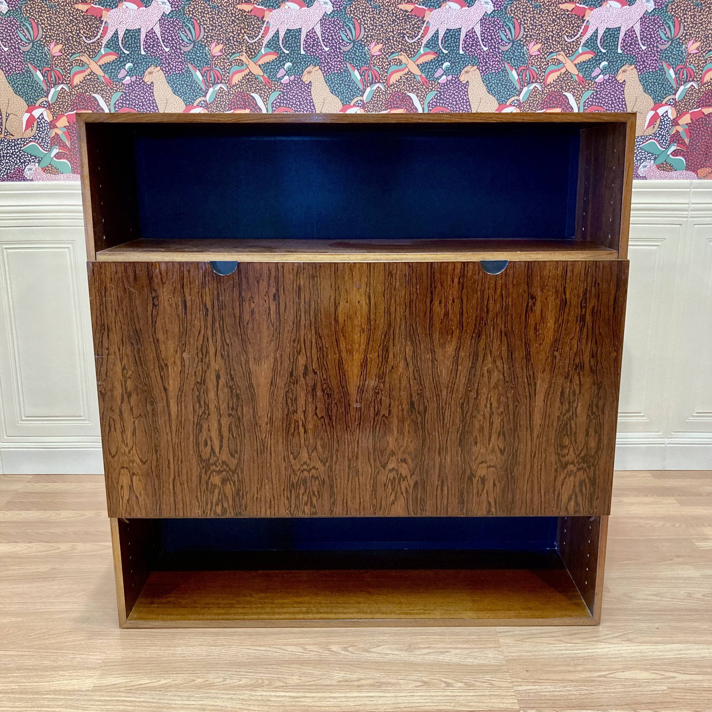 Bureau palissandre mural suspendu design scandinave 1950.
