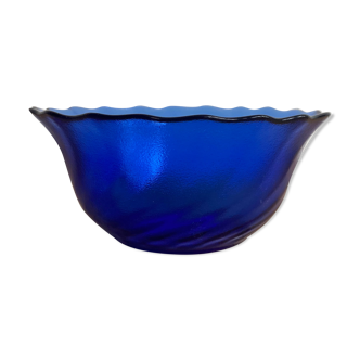 Arcoroc cup in blue glass