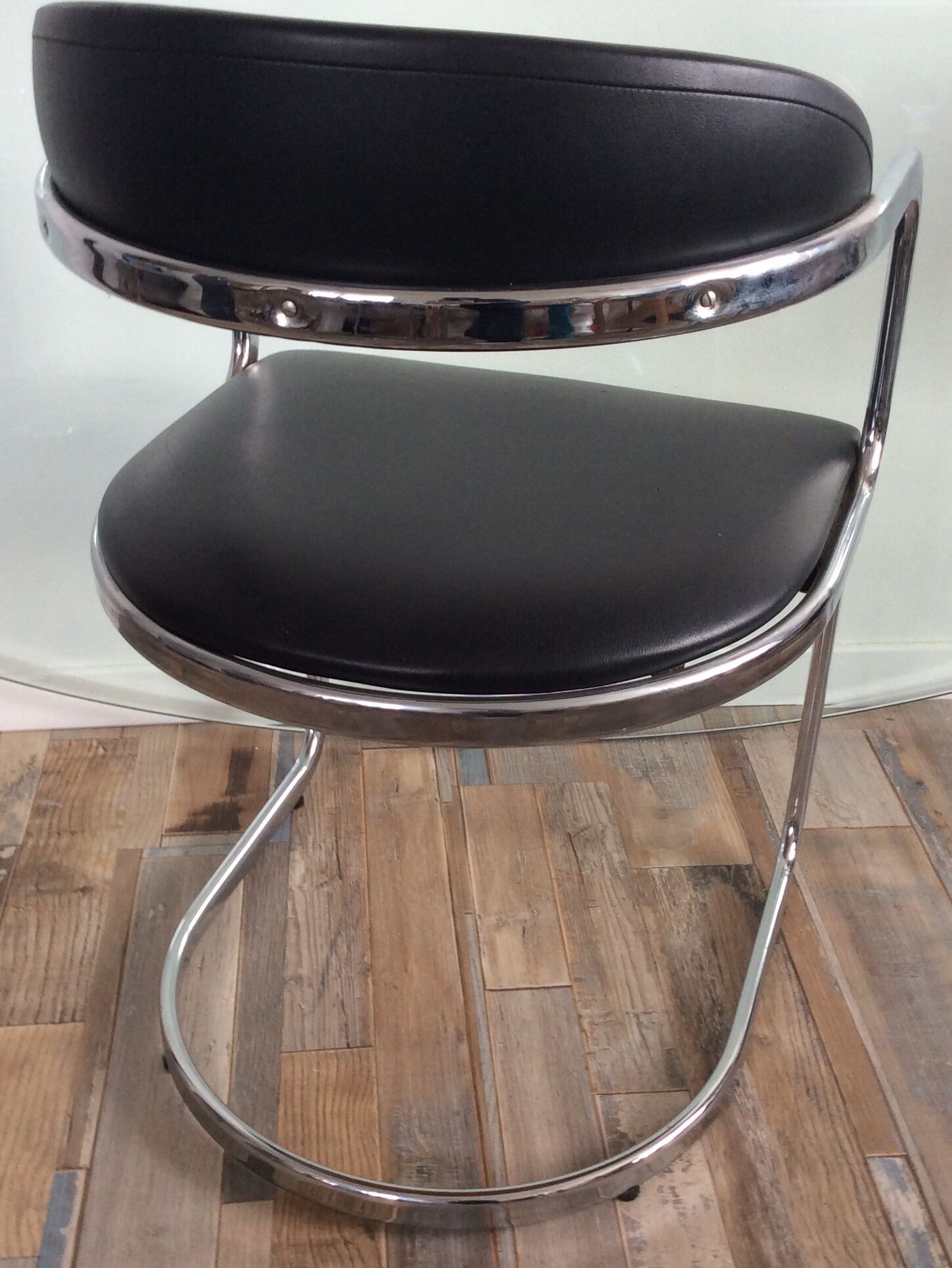 Cobra chair from the 70s