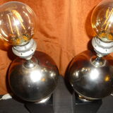 Spherical space age design lamp
