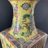 Chinese vase, Canton porcelain, Circa 1850