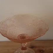 Vintage pink glass footed bowl – Star-decorated compote with draping – Ø 24 cm