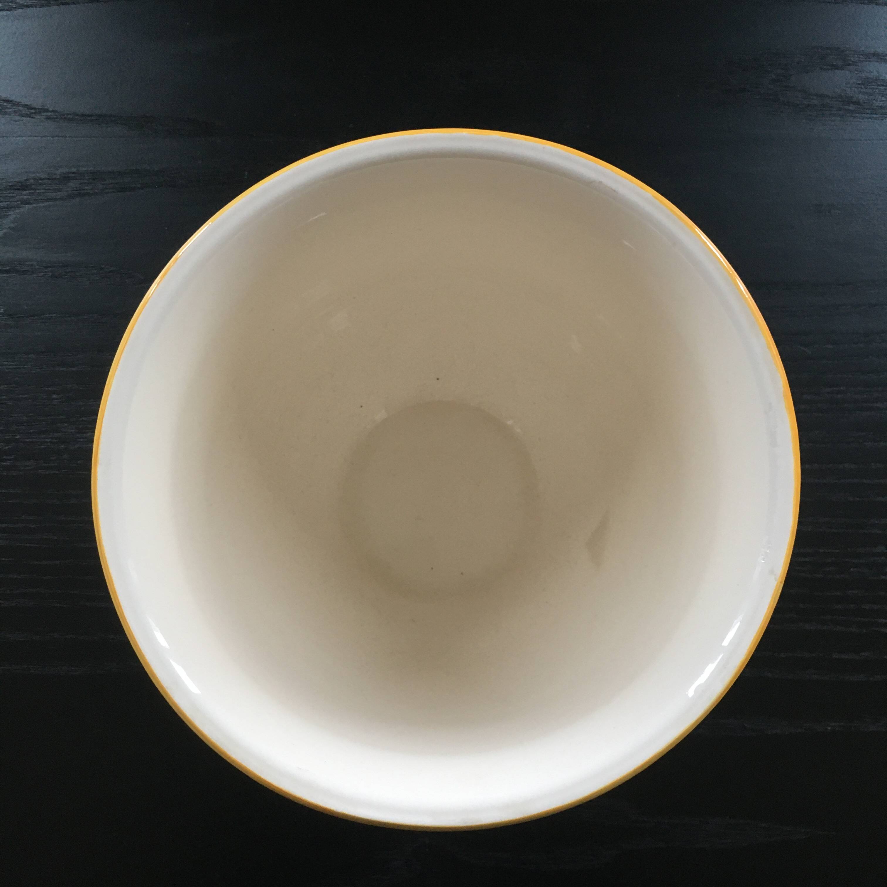 Italian flowerpot with floral decoration