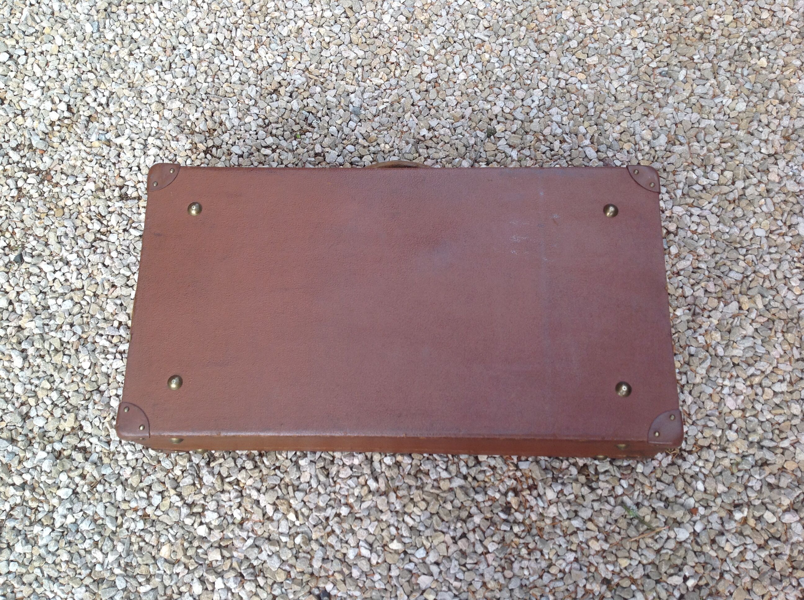 Valise en bois