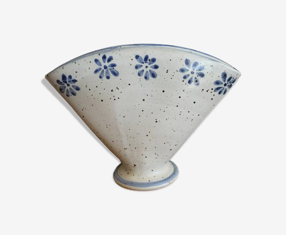 Vase moucheté motif fleurs