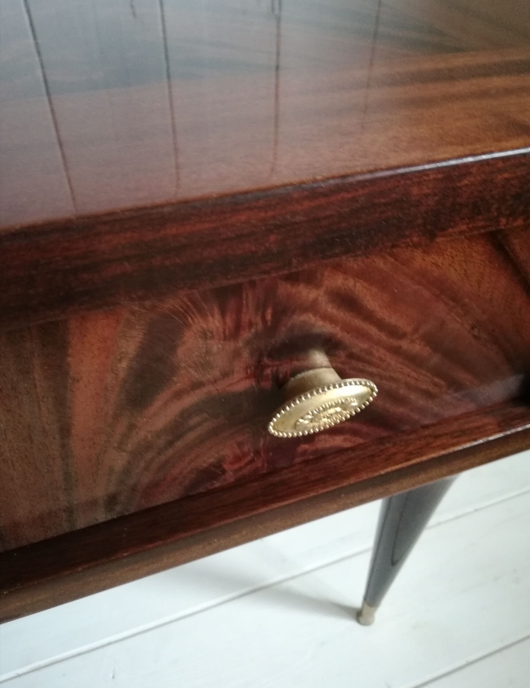 Console / Antique bedside table