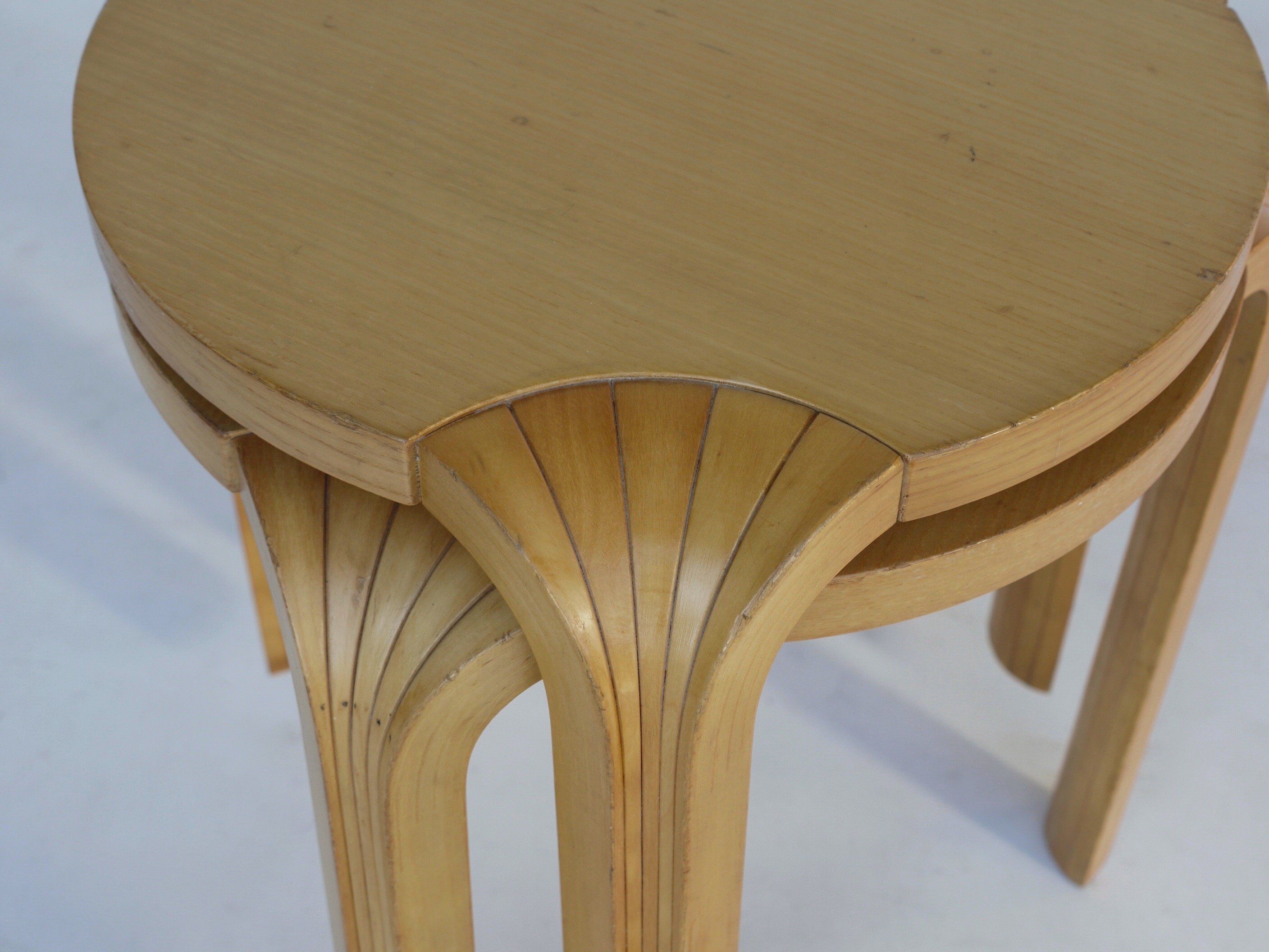 2 tabourets modèle X600 par Alvar Aalto pour Artek, 1960s