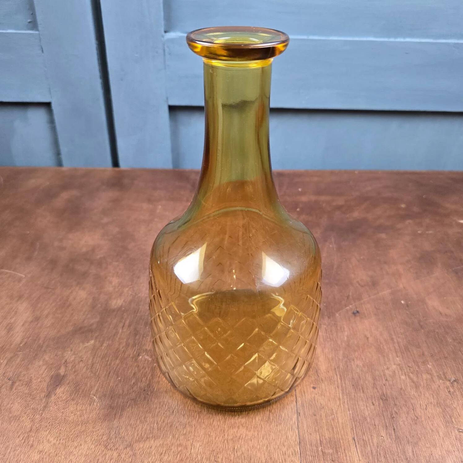 Vintage amber glass carafe with diamond pattern – Retro soliflore