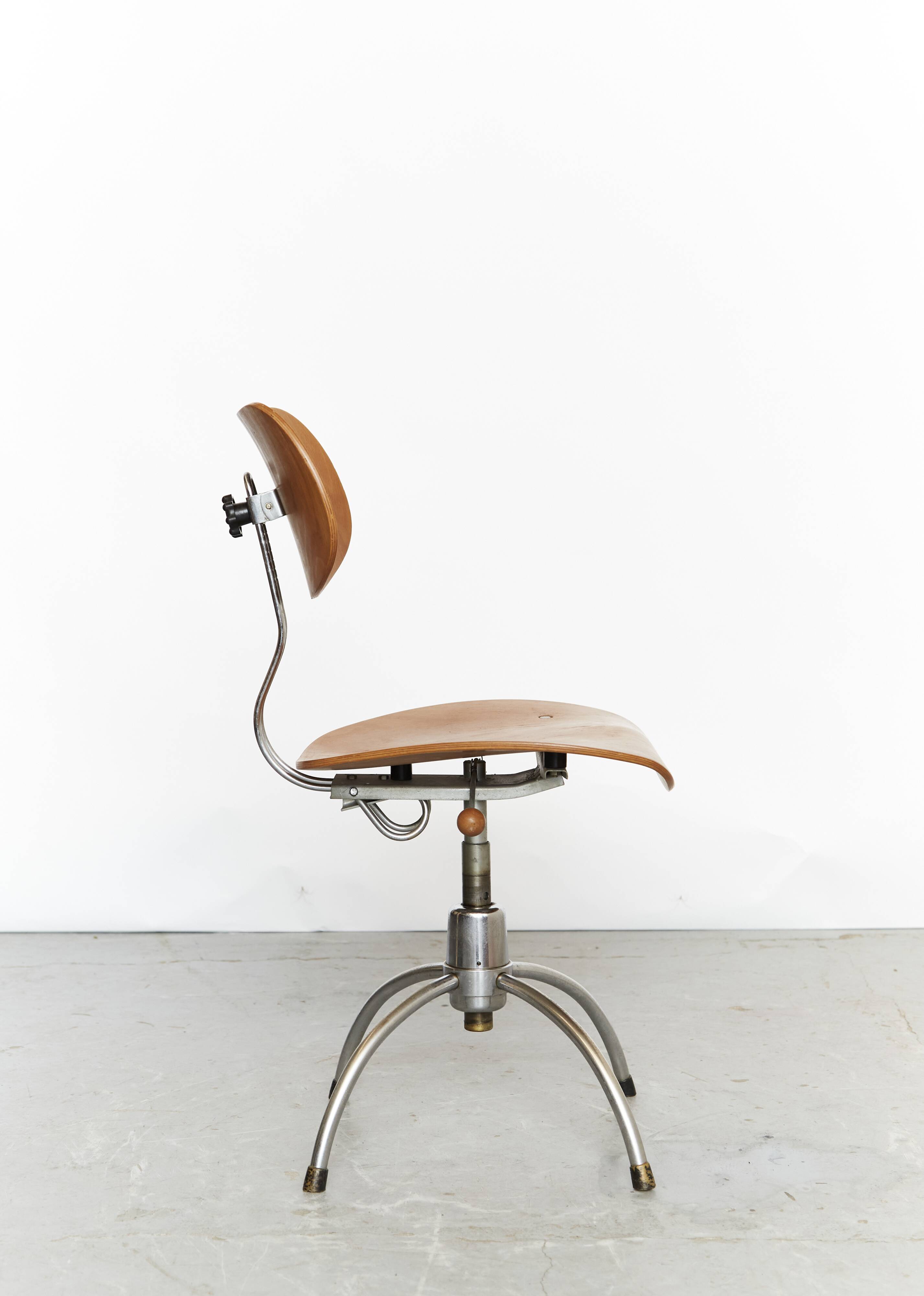 Chaise pivotante Mid-Century modèle SE 40 par Egon Eiermann pour Wilde+Spieth