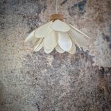 Flower suspension, Iris model, 16 petals in rattan and white linen