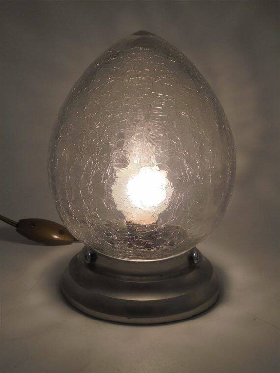 Cracked glass lamp