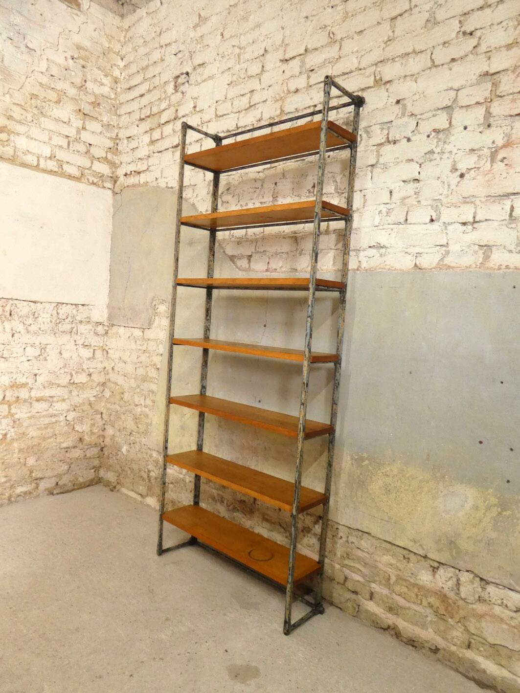 1930 freestanding shelf