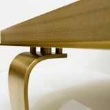 Table basse contemporaine en laiton
