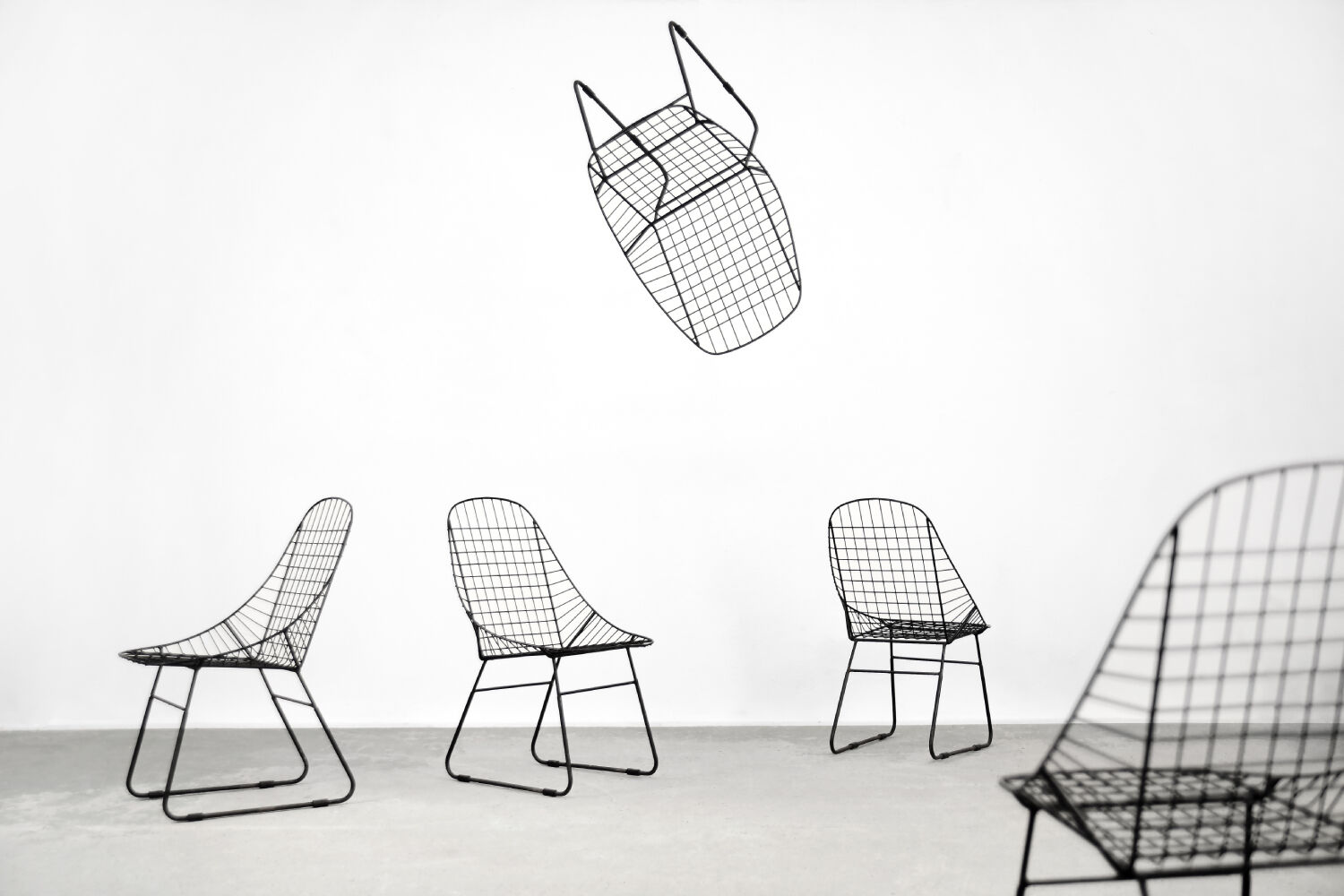 Original Vintage Scandinavian Mid-Century Modern Minimalist Black Wire Prototype Chair, 1960s, Set o