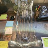 Vase en verre blanc