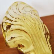 Set of 2 italian Mid Century Modern brass leaf shaped wall lamps by Tommaso Barbi