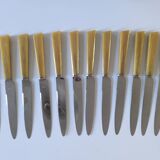 Set of 12 bakelite knives