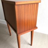 Bedside feet compass