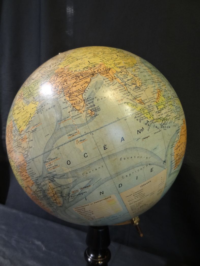 Globe Forest early XXth diameter 37 cm