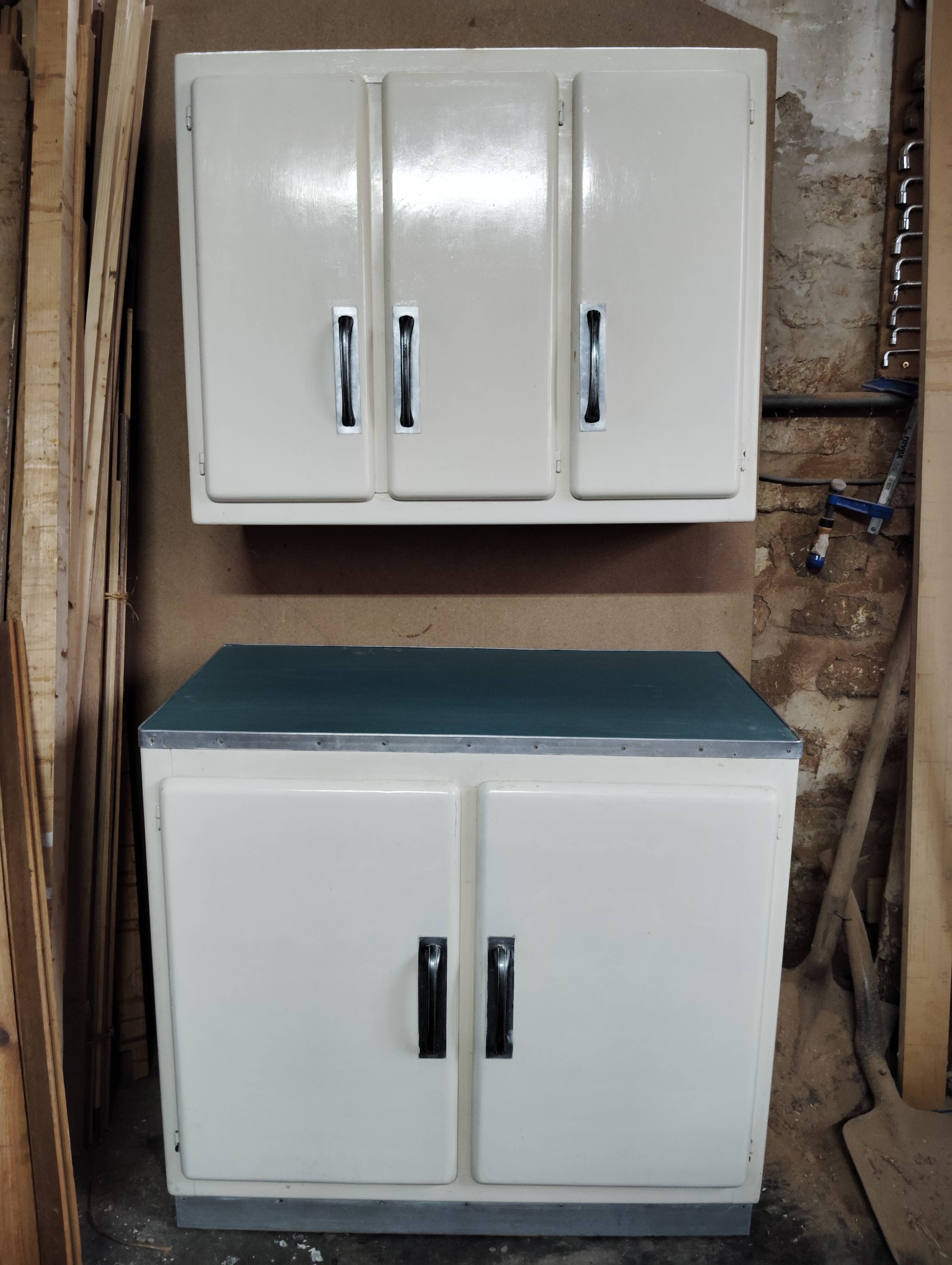 Mado high and low kitchen furniture set