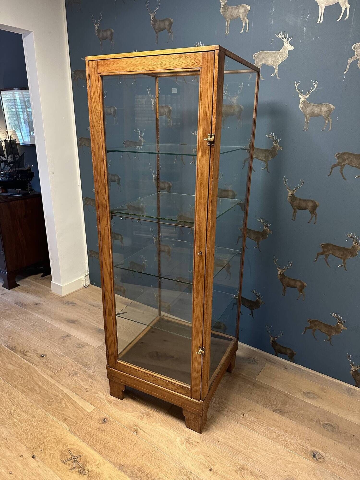 Art Deco Display cabinet