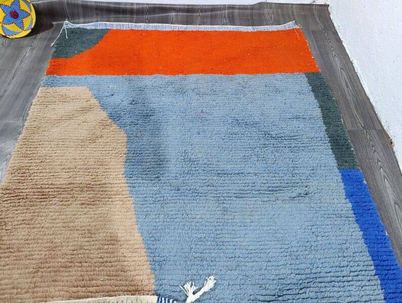 Tapis en laine pure motifs colorés taille 100 x 200 cm