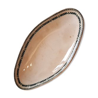 Old ironstone platter from Gien in good condition.