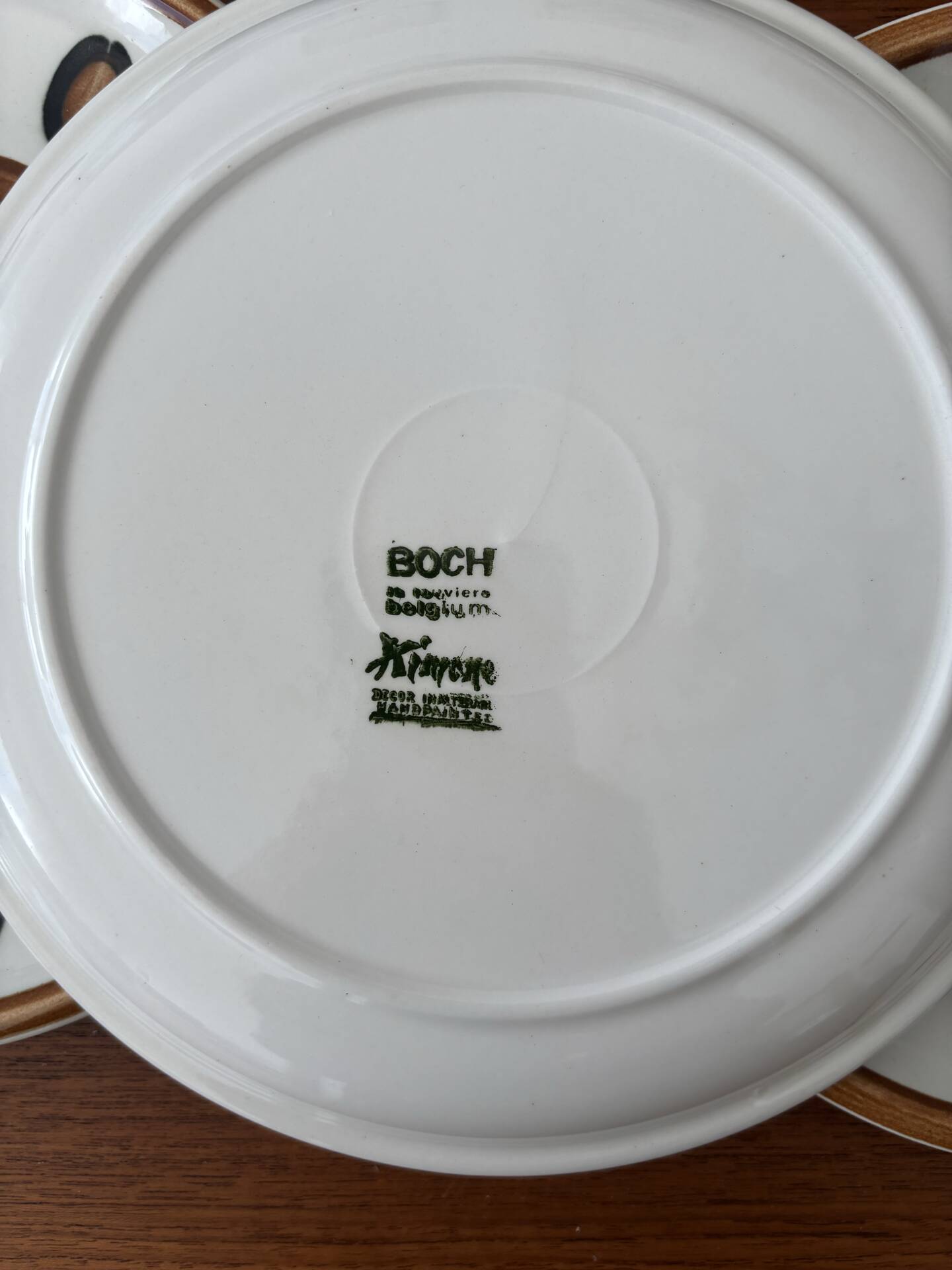 Set of 6 Boch La Louvière plates model Kimono tulip flower.