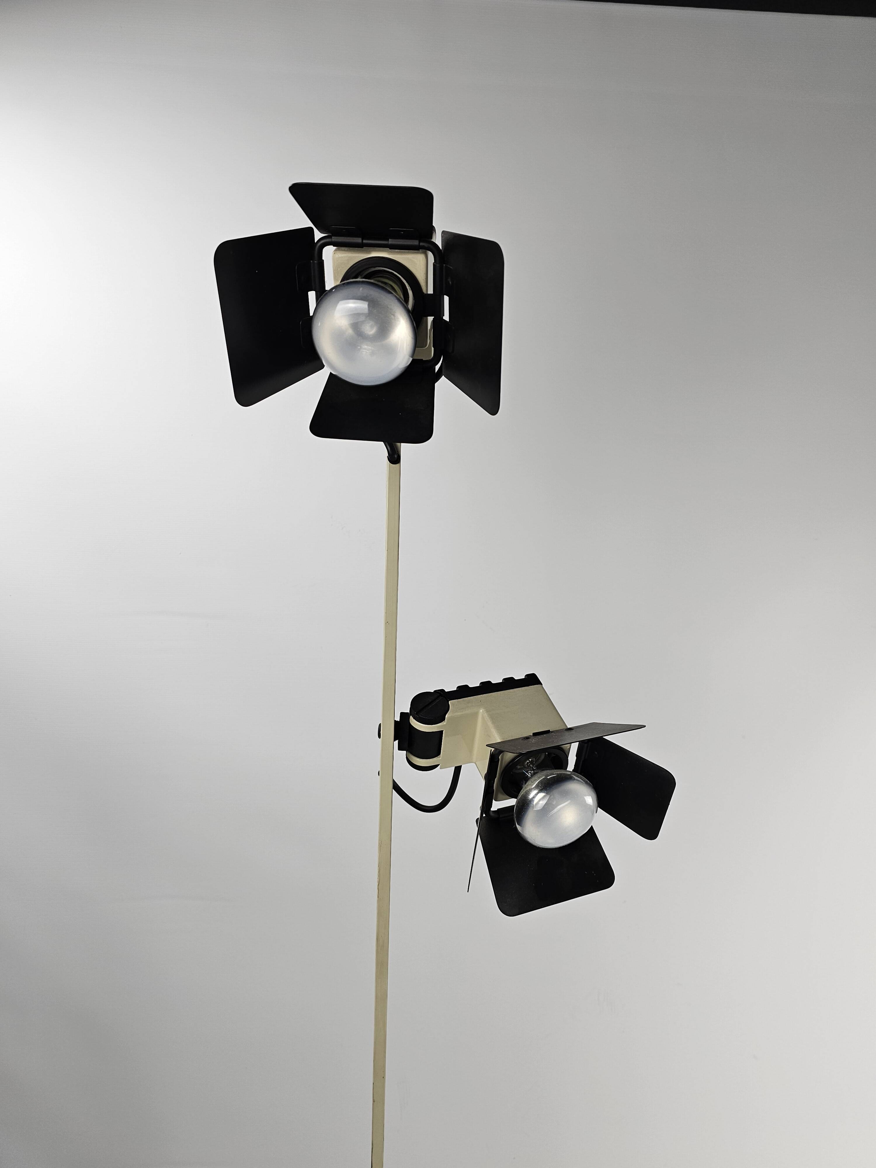 Lampadaire Bauhaus Carl Juncker Weimar Artimeta
