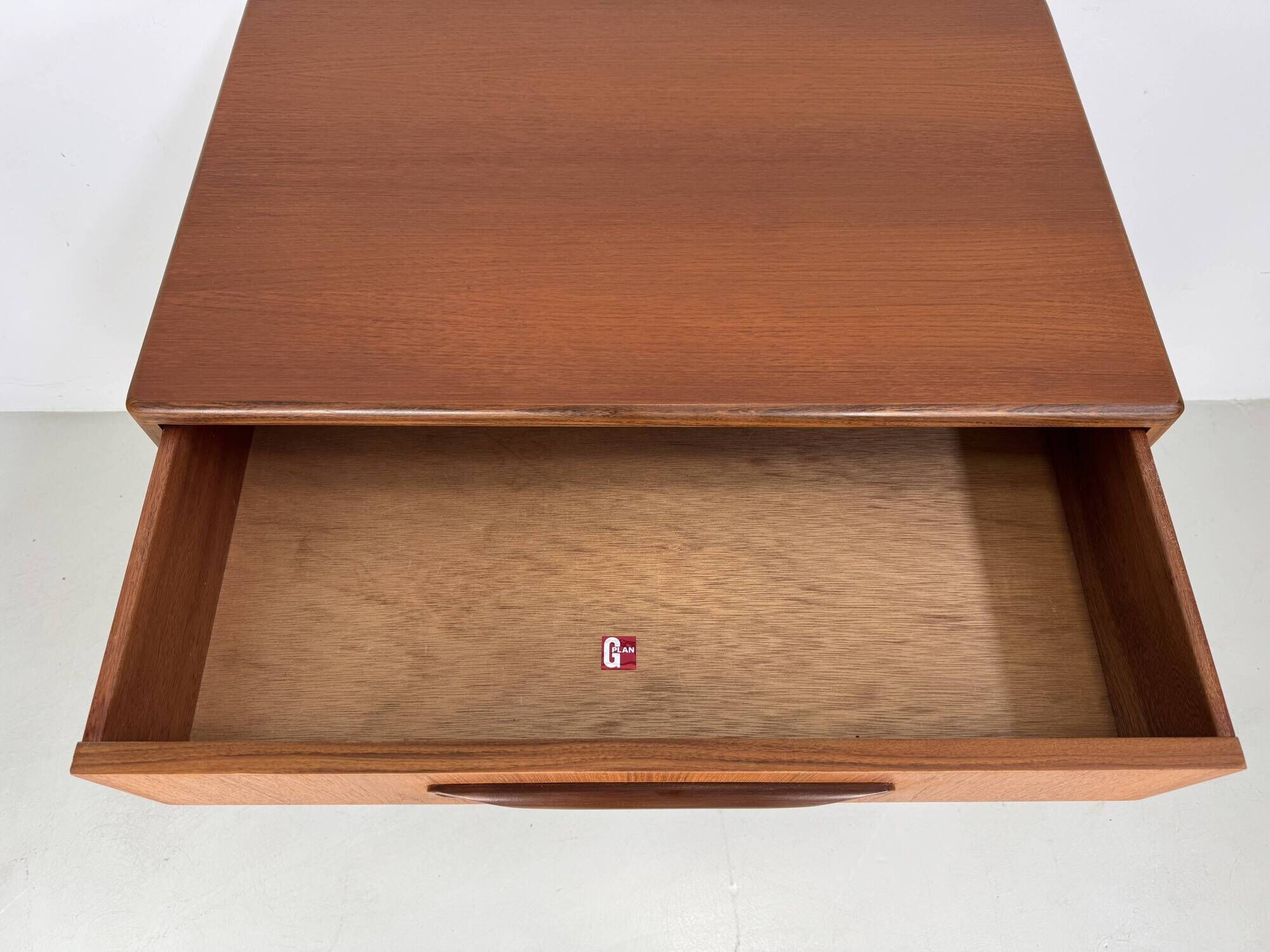 Vintage "Fresco" chest of drawers by G-Plan design V.Wilkins from the 1960s