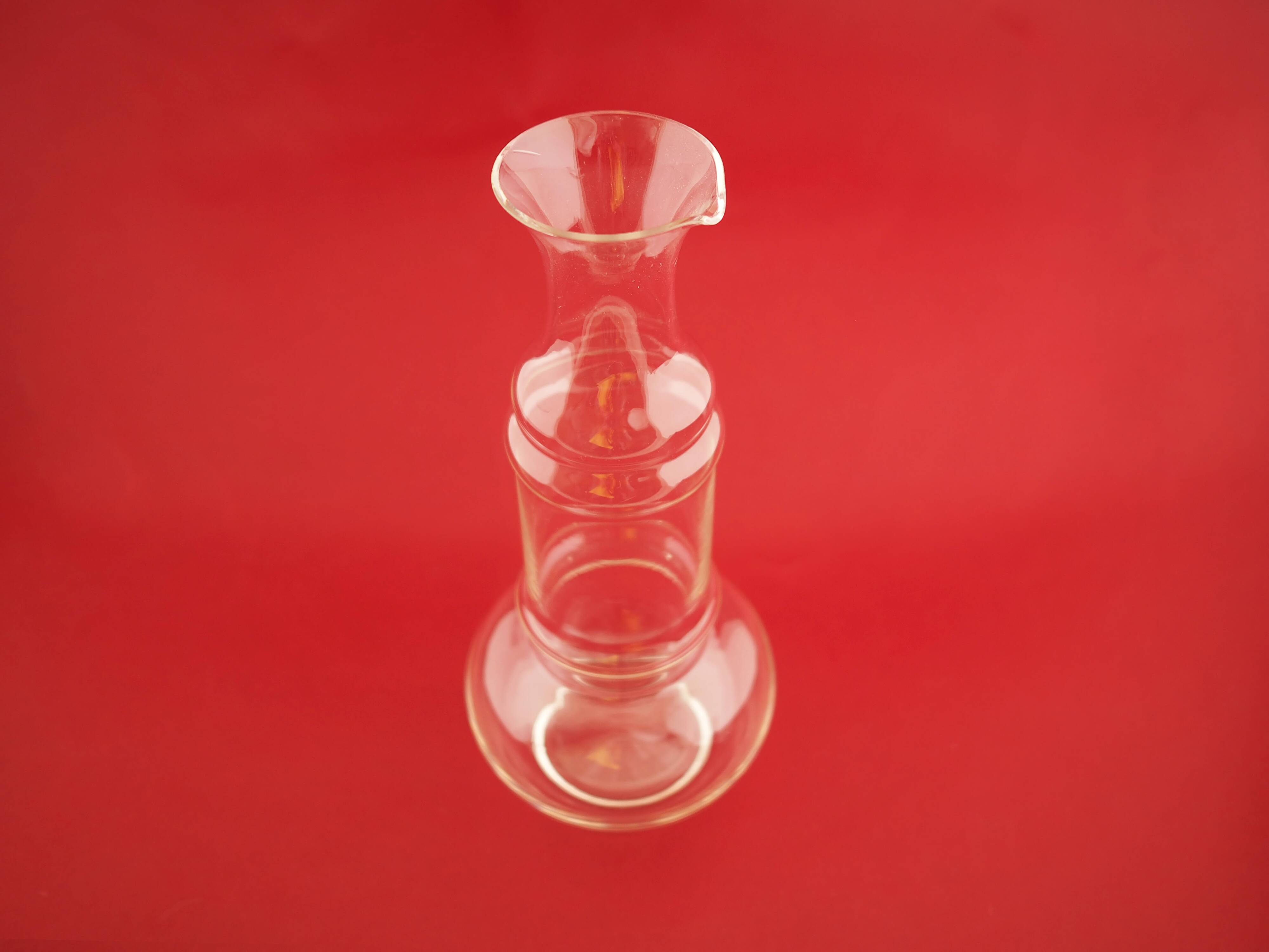 Carafe en verre, design danois, années 1970, production : Danemark