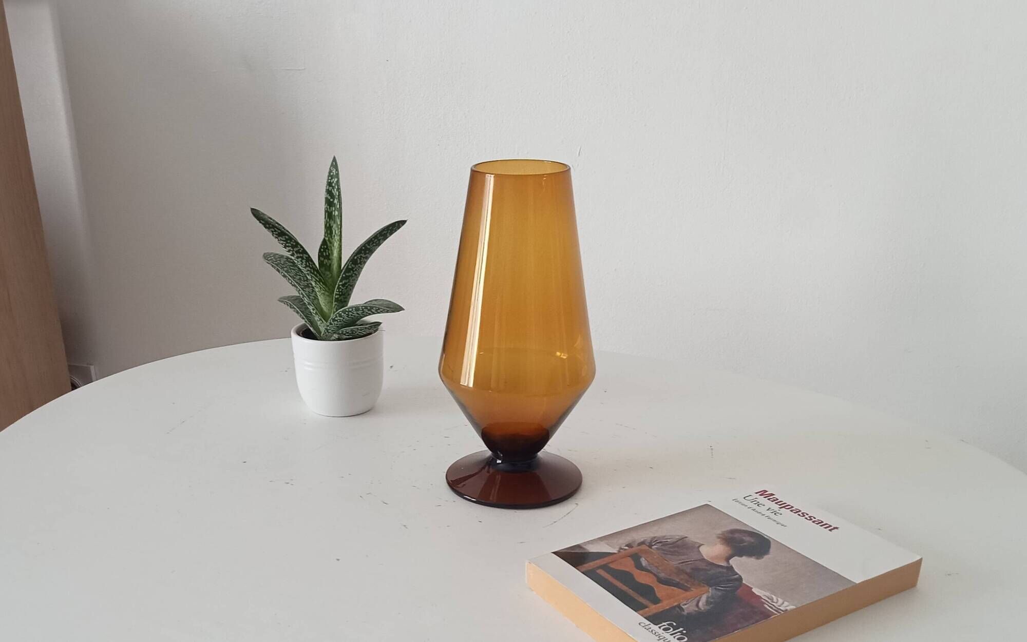 Vintage amber glass vase from the 60s/70s.