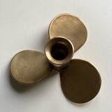 Propeller candle holder in solid brass
