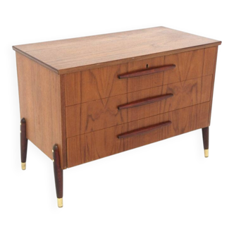 Scandinavian teak chest of drawers, Bröderna Gustavssons, Markaryd, Sweden, 1950