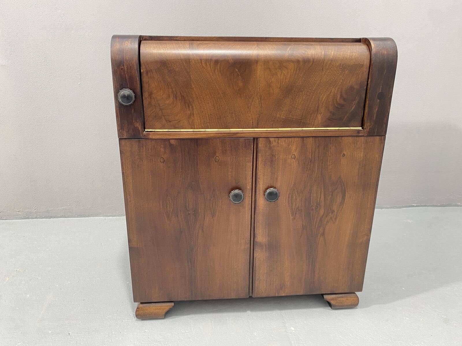 Fully renovated mid century cabinet with build-in turntable, Germany, 1950´s