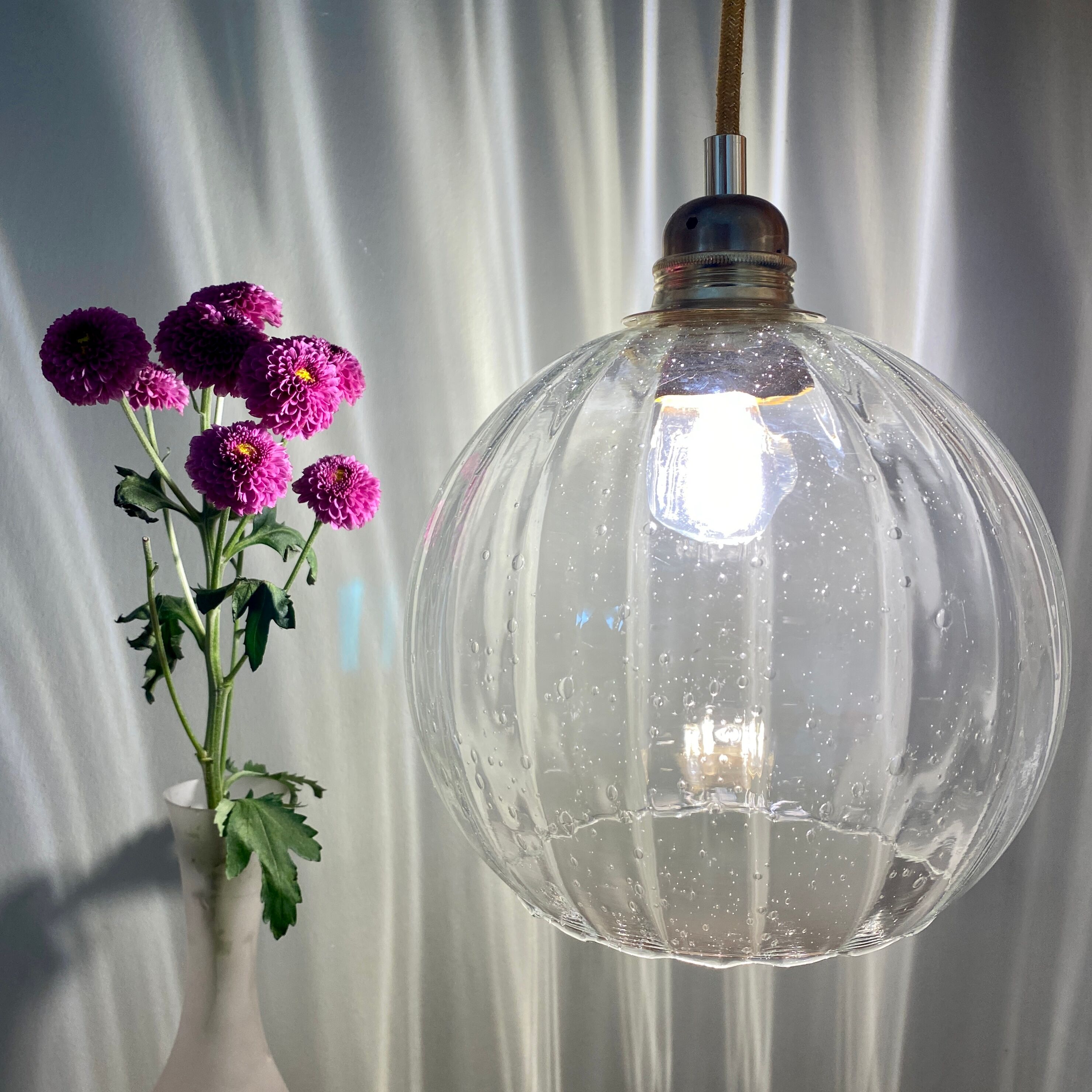 Vintage globe pendant lamp in slightly bubbled glass