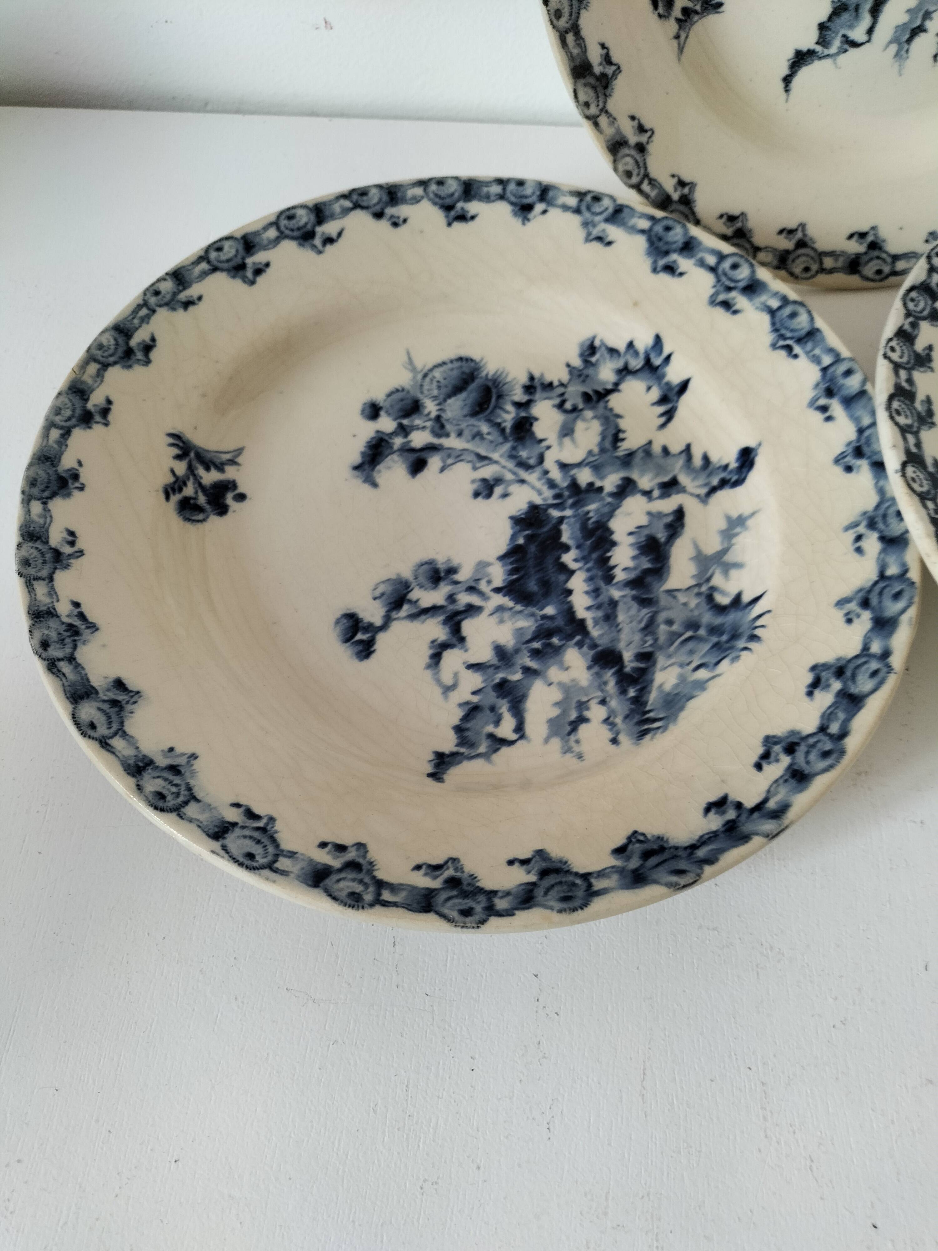 Trio of Gien soup plates – Chardon model in navy blue
