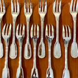 Christofle Chinon 12 cake forks and 1 pie server new condition