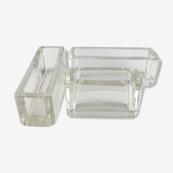 Suite of 3 vase 'centre-of-table' crystal