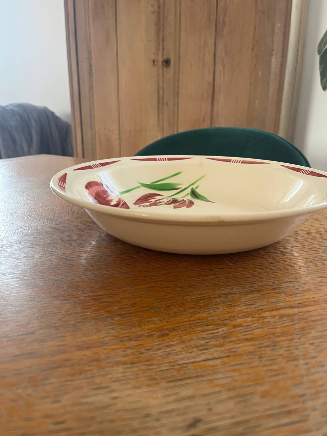 Antique Badonviller dish – Red tulip decoration