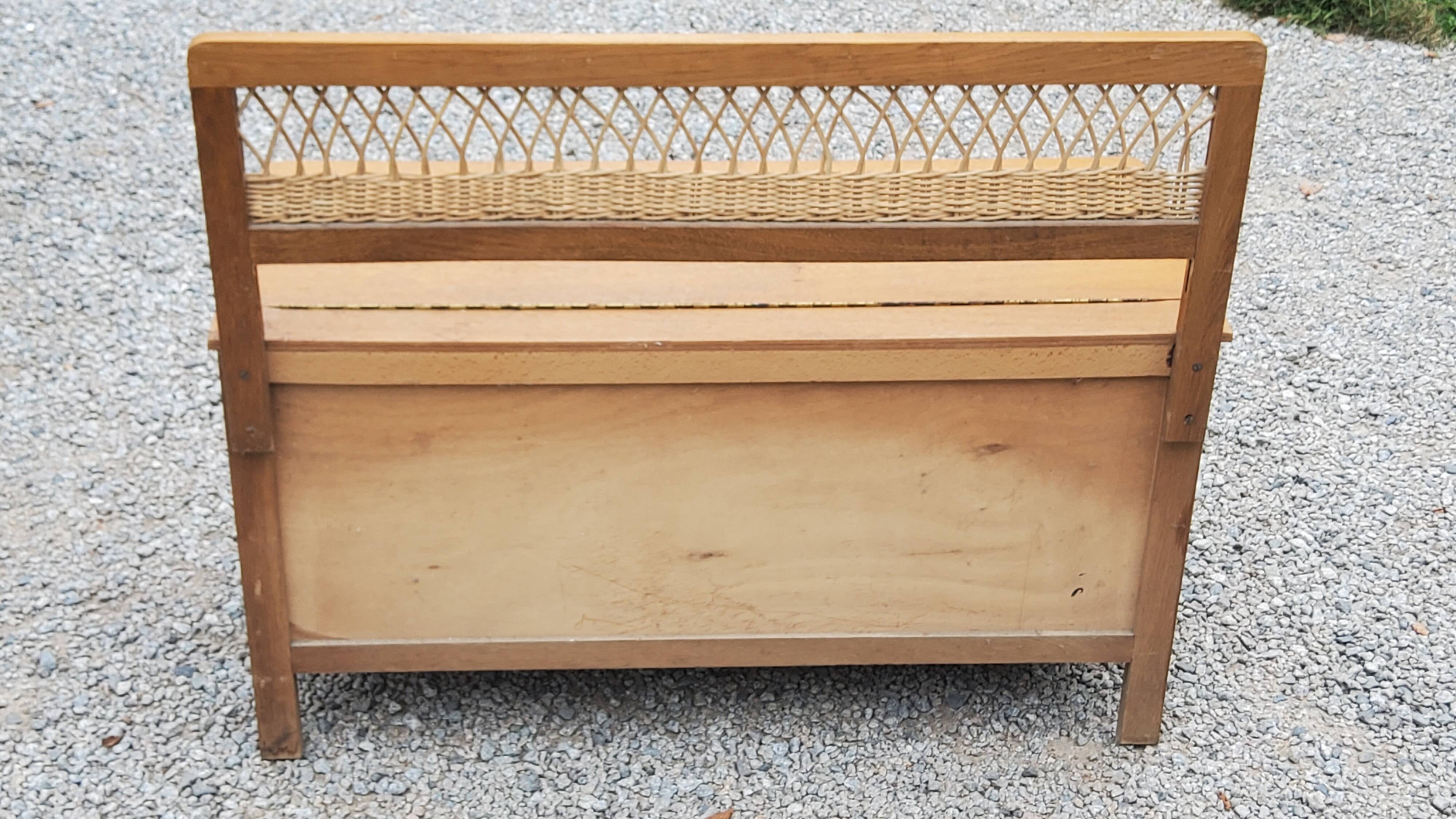 Vintage chest bench from the 50s in oak and rattan
