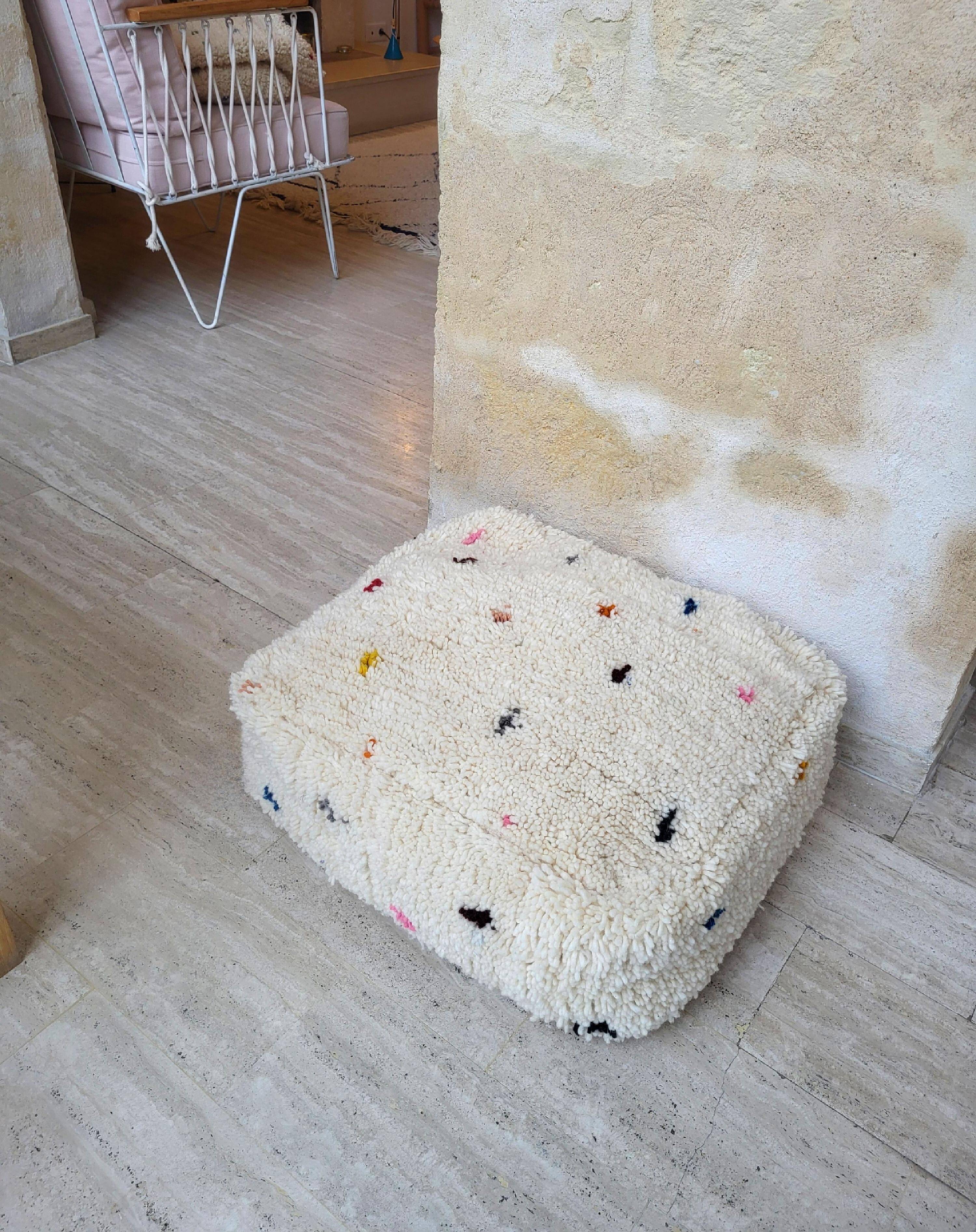 Housse de pouf carrée blanche à pois colorés