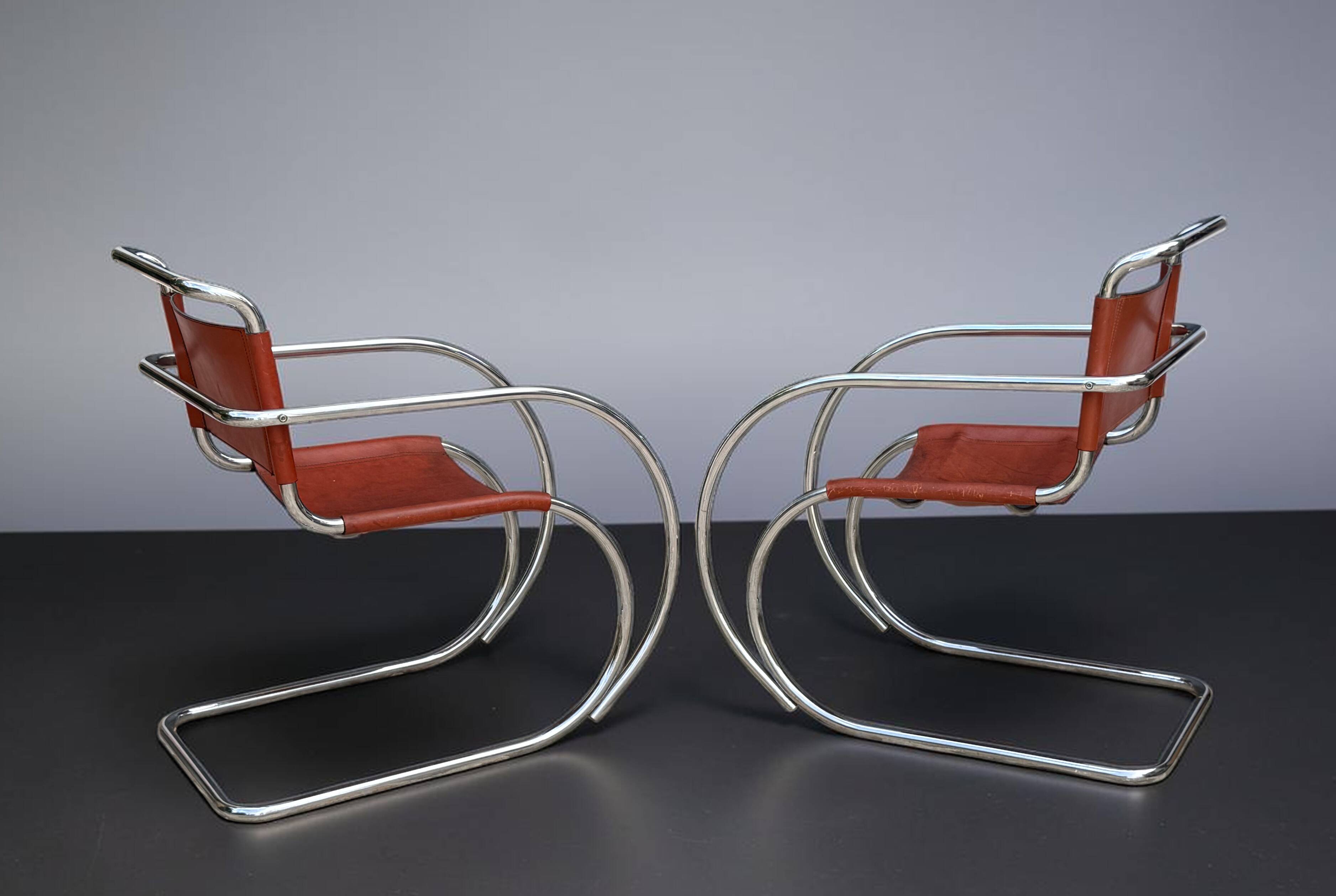 PAIR OF LEATHER AND CHROME ARMCHAIRS MR20 FROM THE 1970s MODEL BY MIES VAN DER
