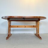 Vintage oval pine table with extendable top