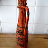Bottle scoubidou