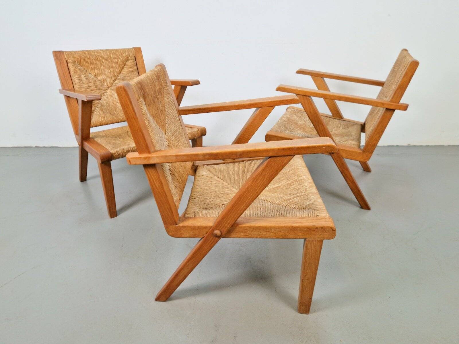 Chaises en bois brutalistes modernistes en paille, années 1940, ensemble de 3