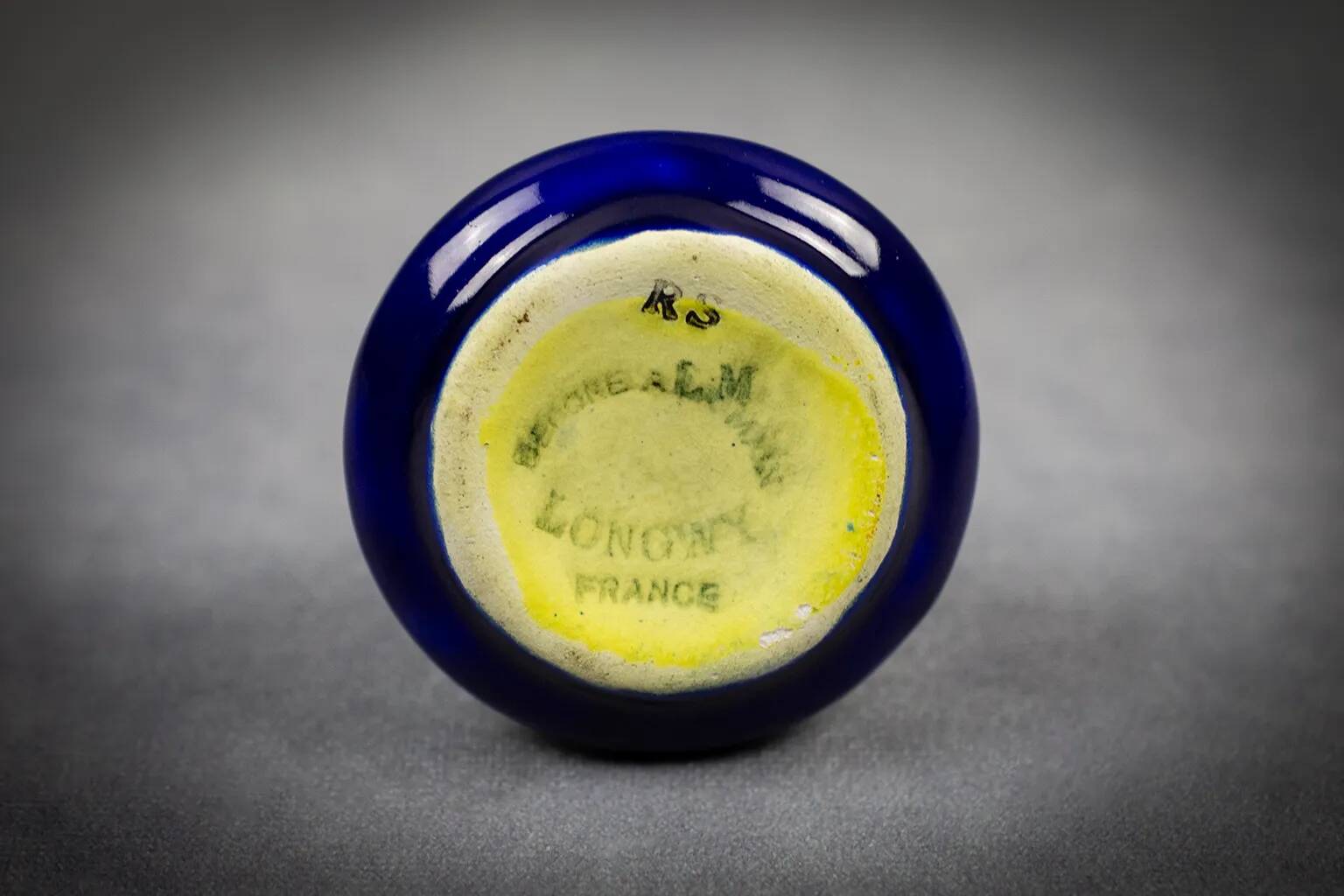 Vase miniature en émaux de Longwy – Style Art Déco