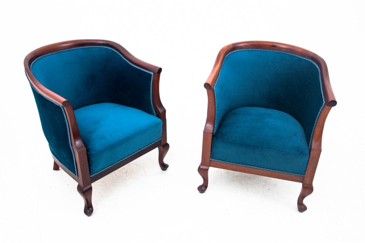 Historic living room set, Northern Europe, circa 1900, after renovation