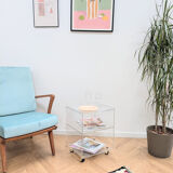 Table basse en plexiglass
