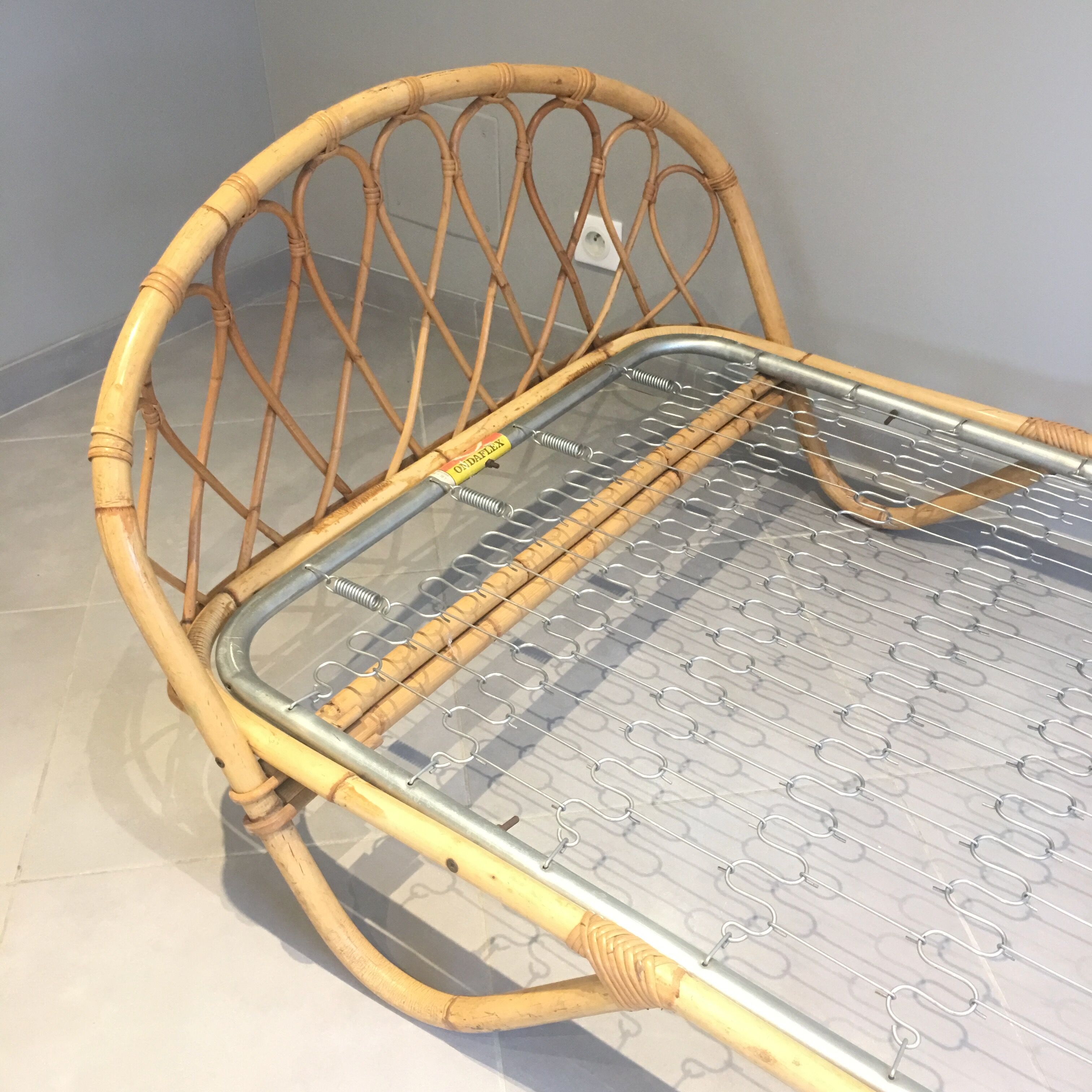 Vintage  rattan bed